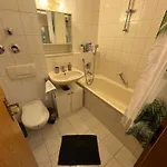 Kingsize Bett Boho Mit Tiefgarage Naehe Salzburg Lejlighed