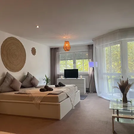 Kingsize Bett Boho Mit Tiefgarage Naehe Salzburg * Freilassing
