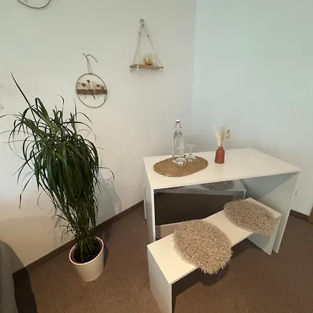 Kingsize Bett Boho Mit Tiefgarage Naehe Salzburg Διαμέρισμα *