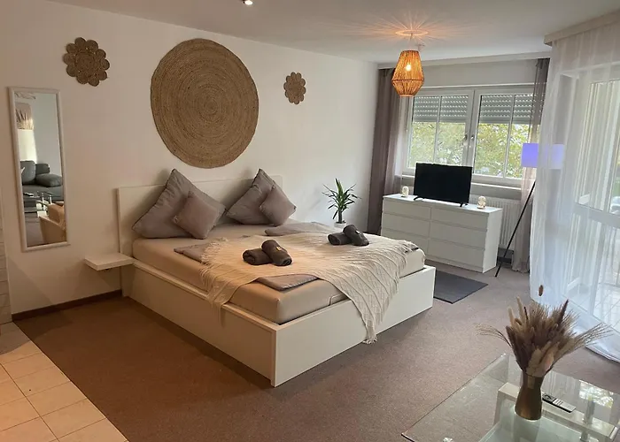 Διαμέρισμα Kingsize Bett Boho Mit Tiefgarage Naehe Salzburg *
