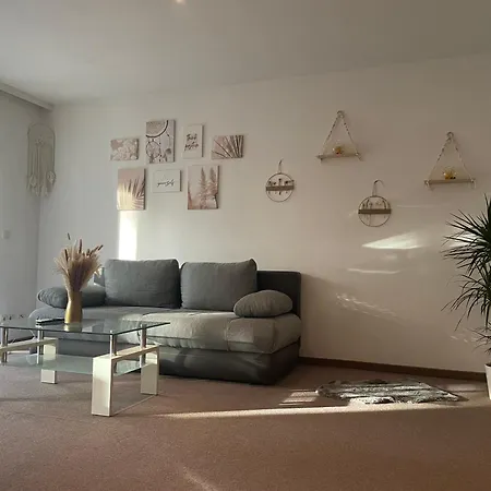 Kingsize Bett Boho Mit Tiefgarage Naehe Salzburg Lägenhet Freilassing
