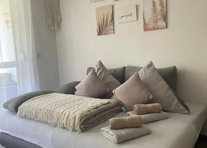 Kingsize Bett Boho Mit Tiefgarage Naehe Salzburg Lägenhet *